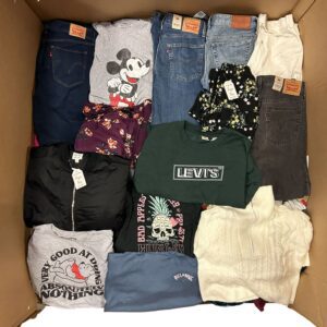Macy’s Junior Fashion Mix – Trendy Wholesale Apparel